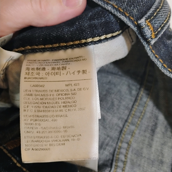 Classic Men's Straight Jeans in Deep Blue - Picture 4 of 12